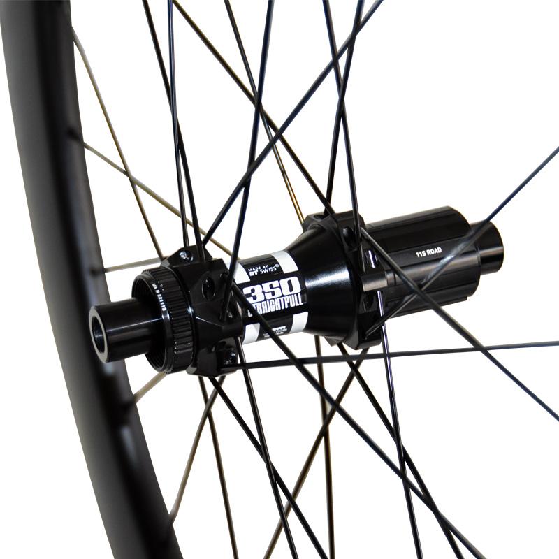 25mm wide 60mm deep road wheelset