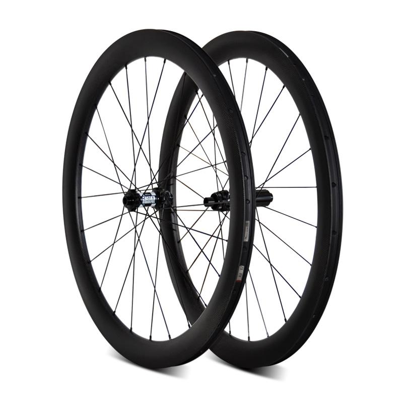 25mm wide 50mm deep tubeless wheel